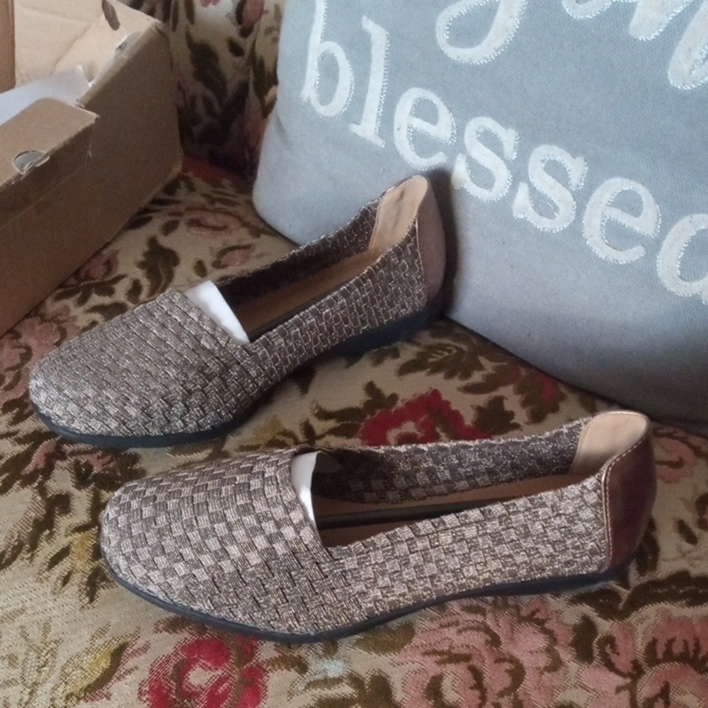 Elegant Bronze Women's Loafers